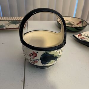 Gail Pittman Small Handle Basket